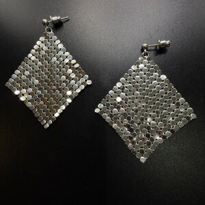 VINTAGE WHITING and DAVIS MESH SILVER TONE 70’s Disco Earrings